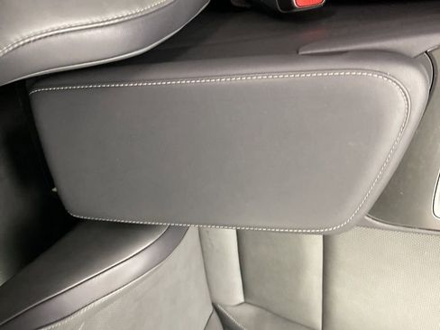 Used 2023 Lexus RZ 450e Premium w/ Technology Package image 11