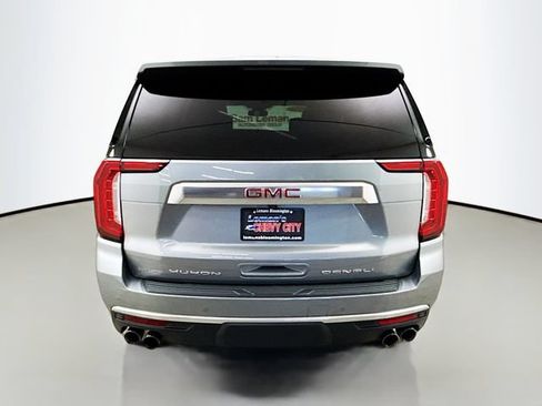 Used 2024 GMC Yukon XL Denali AWD/4WD image 6
