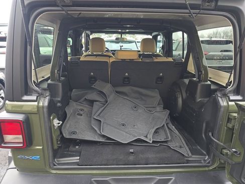 Used 2023 Jeep Wrangler Unlimited w/ Cold Weather Group image 31