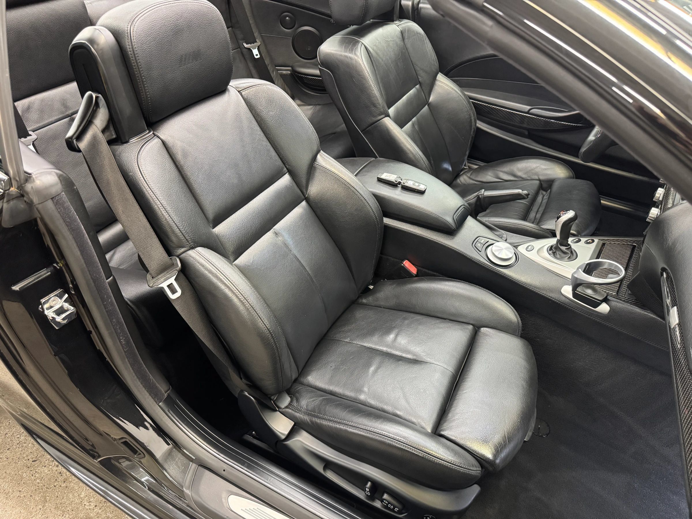Used 2007 BMW M6 Convertible RWD image 25