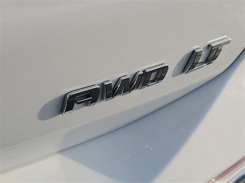 Certified 2021 Chevrolet Equinox LT image 5