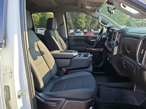 Certified 2019 Chevrolet Silverado 1500 LT w/ Convenience Package AWD/4WD image 32
