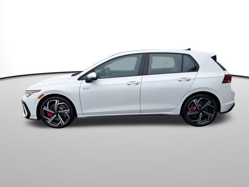New 2026 Volkswagen GTI SE image 2