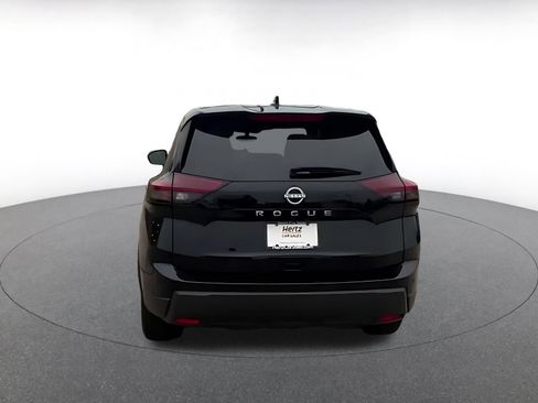 Used 2025 Nissan Rogue SV FWD image 11