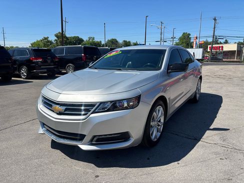 Used 2016 Chevrolet Impala LT w/ Convenience Package FWD image 9