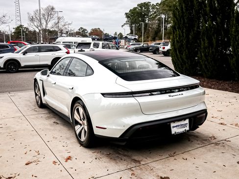 Used 2023 Porsche Taycan 4S image 8