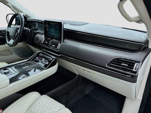 Used 2021 Lincoln Navigator Black Label AWD/4WD image 34