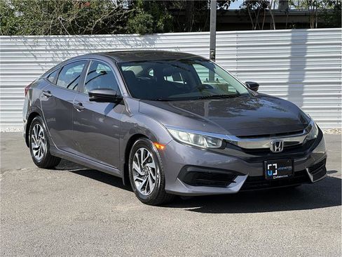 Used 2016 Honda Civic EX image 8