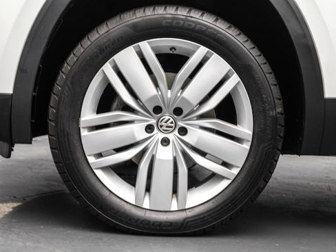 Used 2019 Volkswagen Atlas SE w/ Panoramic Sunroof Package image 40