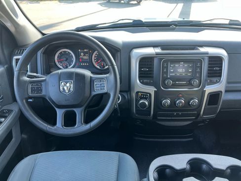 Used 2015 RAM 1500 Classic SLT image 17