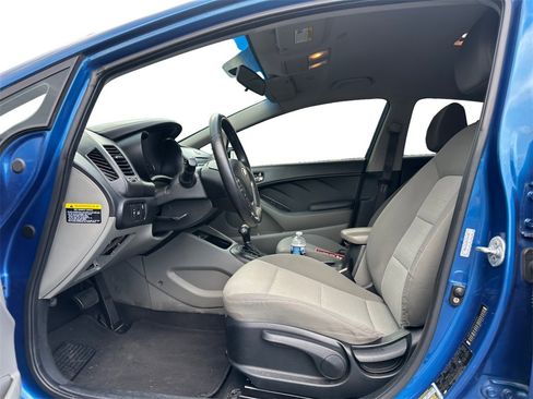Used 2014 Kia Forte EX image 9