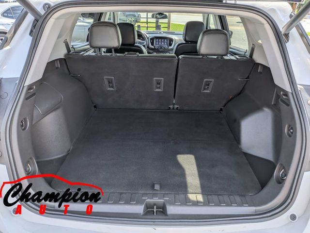 Used 2022 GMC Terrain SLT w/ Infotainment Package II FWD image 15