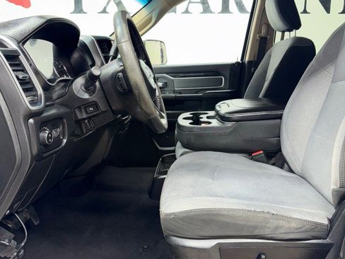 Used 2019 RAM 2500 Big Horn image 31