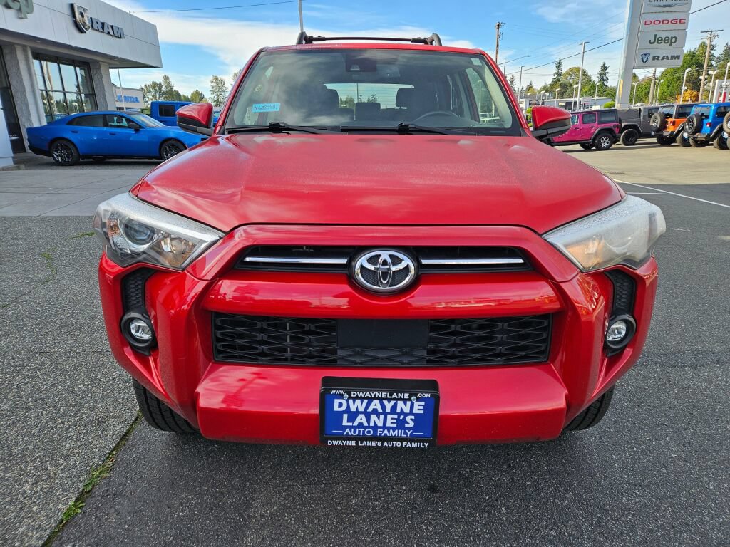 Used 2022 Toyota 4Runner SR5 AWD/4WD image 8