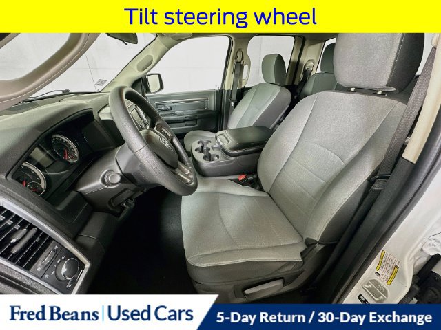 Used 2024 RAM 1500 Classic SLT AWD/4WD image 23