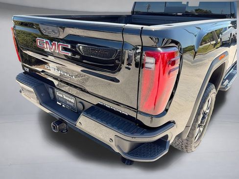 Certified 2024 GMC Sierra 2500 Denali w/ Denali Reserve Package AWD/4WD image 34