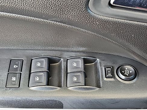 Used 2019 Chevrolet Colorado LT w/ LPO, Premium Interior Package AWD/4WD image 31