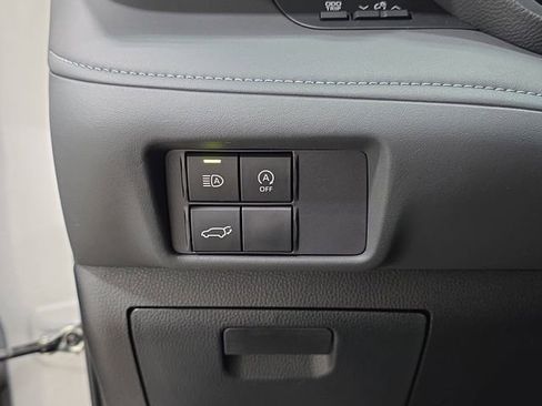 Certified 2024 Toyota Highlander LE image 22