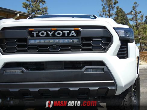 Used 2026 Toyota Tacoma TRD Sport RWD image 16
