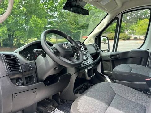 Used 2023 RAM ProMaster 2500 FWD image 11