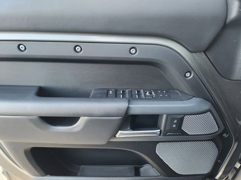 Certified 2024 Land Rover Defender 130 X image 22