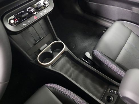 New 2025 MINI Cooper 2-Door Hardtop image 24