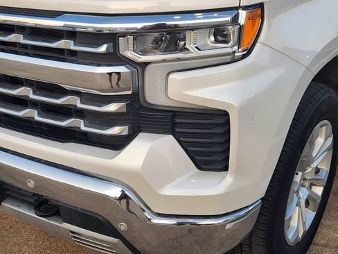 Used 2023 Chevrolet Silverado 1500 LTZ AWD/4WD image 8