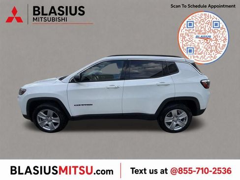 Used 2022 Jeep Compass Latitude AWD/4WD image 32