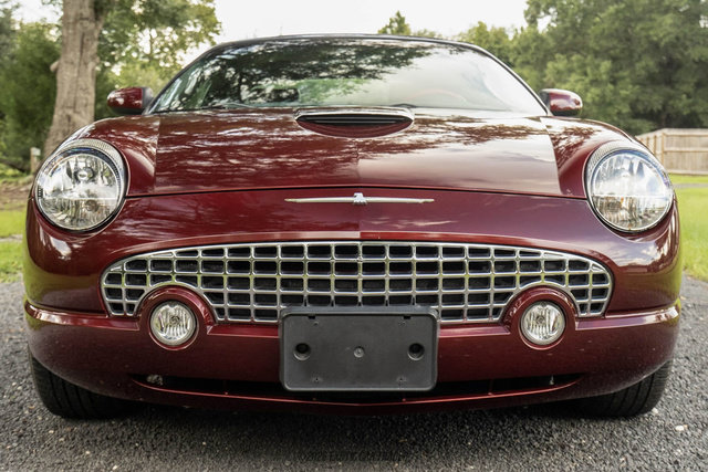 Used 2002 Ford Thunderbird RWD image 15
