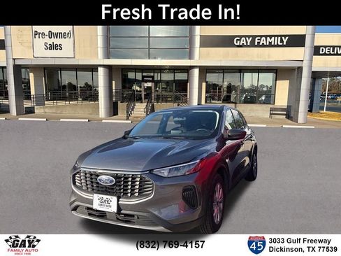 Used 2025 Ford Escape Active w/ Cold Weather Package FWD image 3