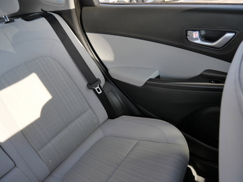 Certified 2023 Hyundai Kona SEL w/ Convenience Package image 14