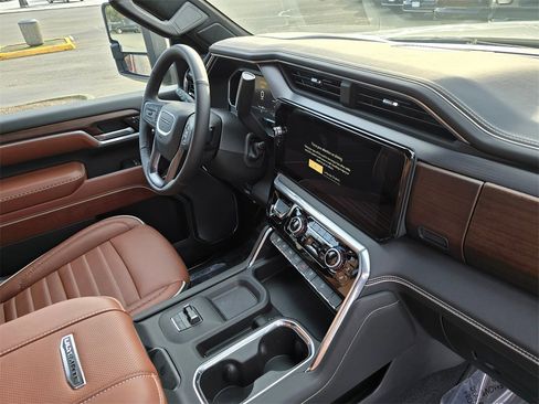 New 2026 GMC Sierra 2500 Denali Ultimate w/ Max Trailering Package image 43