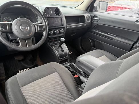 Used 2015 Jeep Patriot Latitude image 19