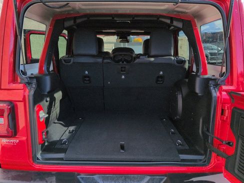 New 2025 Jeep Wrangler Sahara image 21