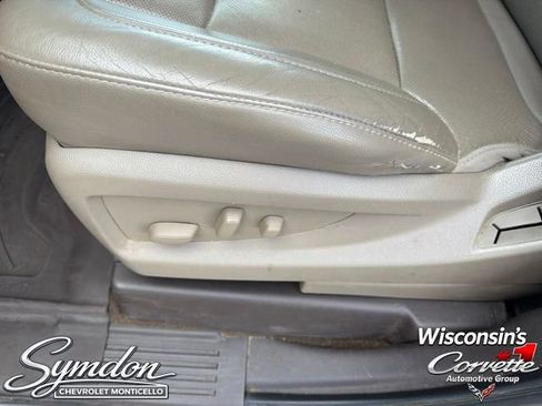 Used 2017 Chevrolet Silverado 1500 LTZ w/ Sport Package AWD/4WD image 16