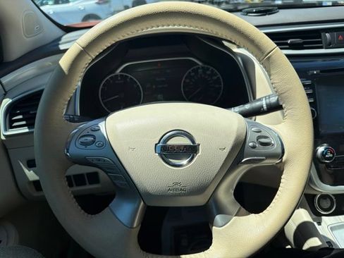 Used 2016 Nissan Murano SL w/ SL Technology Package FWD image 13