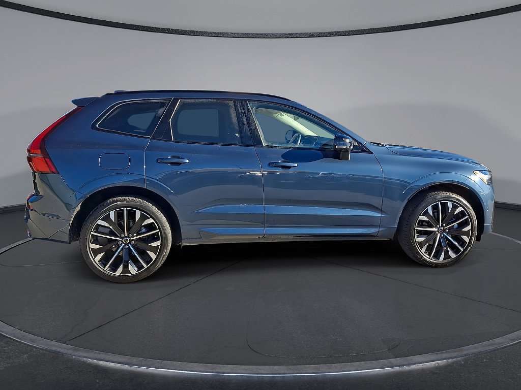 Certified 2026 Volvo XC60 B5 Ultra AWD/4WD image 32
