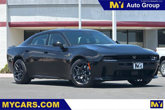 New 2026 Dodge Charger Scat Pack w/ Blacktop Package AWD/4WD image 1