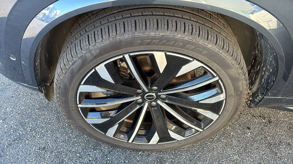 Certified 2026 Volvo XC90 B6 Plus AWD/4WD image 32