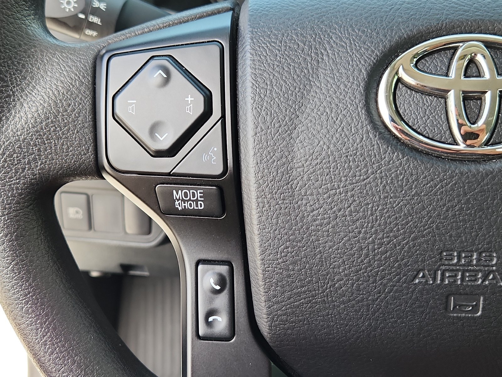 Used 2021 Toyota Tacoma SR AWD/4WD image 19