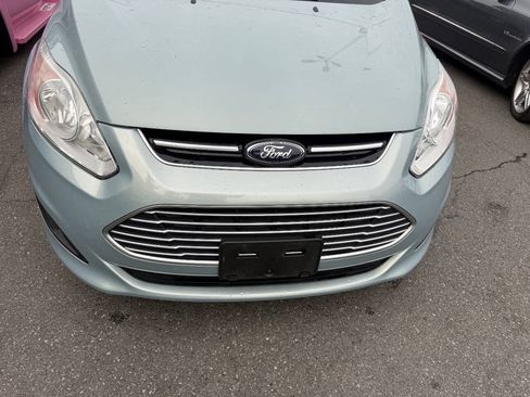 Used 2014 Ford C-MAX SE w/ Equipment Group 203A FWD image 9