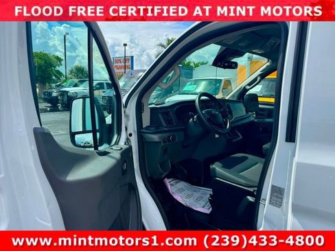 Used 2025 Ford Transit 250 Low Roof w/ Exterior Upgrade Package RWD image 24