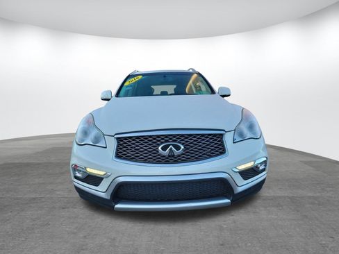 Used 2016 INFINITI QX50 2WD w/ Premium Plus Package image 2