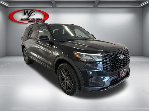 New 2026 Ford Explorer ST-Line w/ ST-Line Street Pack AWD/4WD image 3