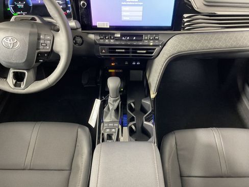 New 2026 Toyota Camry XLE image 12