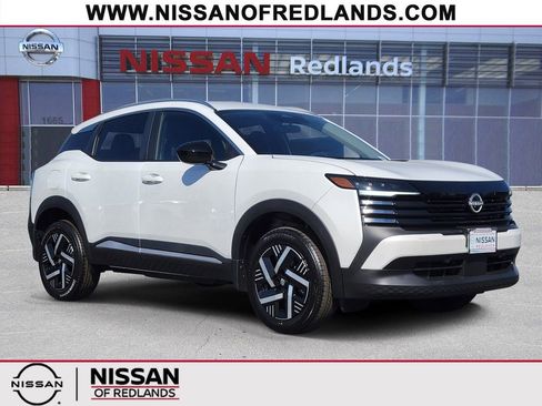 New 2026 Nissan Kicks SV image 1