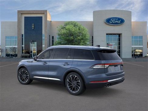 New 2026 Lincoln Aviator Reserve image 4