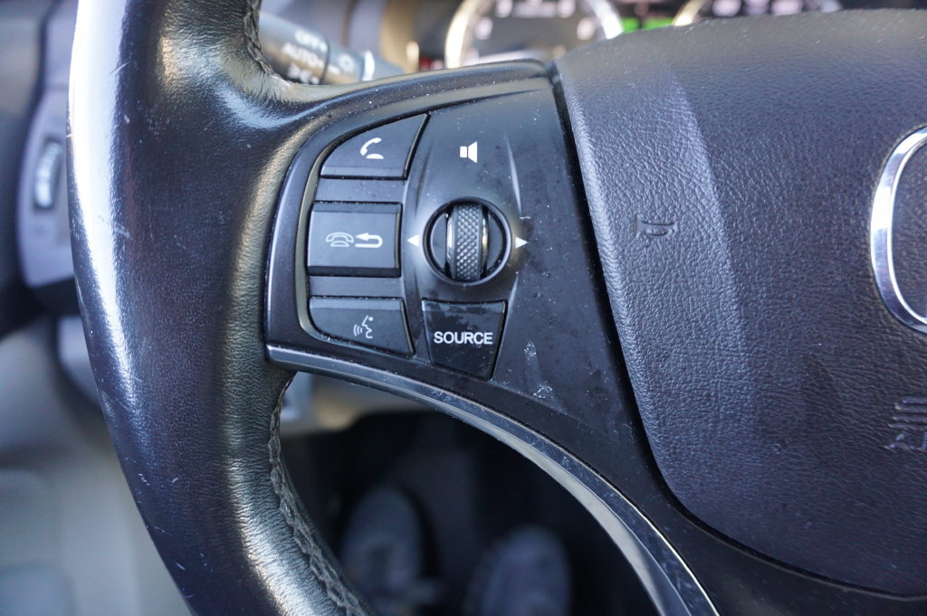 Used 2017 Acura MDX w/ Technology Package AWD/4WD image 7