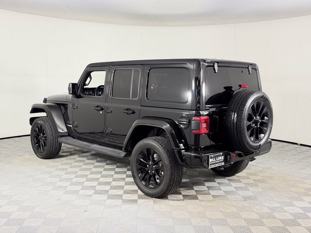 Used 2021 Jeep Wrangler Unlimited Sahara AWD/4WD image 9