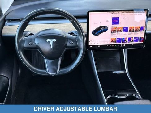 Used 2018 Tesla Model 3 Mid Range RWD image 15
